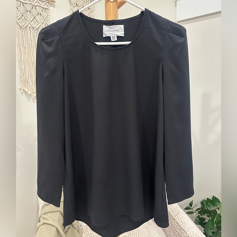 Tuckernuck Pomander Place Black Long Sleeve Blouse XS Structured Shoulder Top